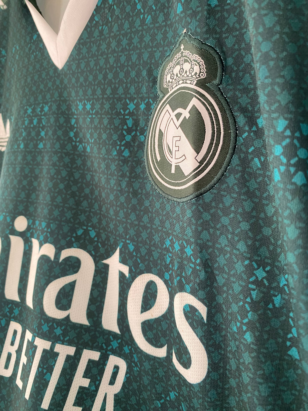 Valverde Real Madrid Away 2026/27 Five Sleeve collar Embroidery Jersey - P2631