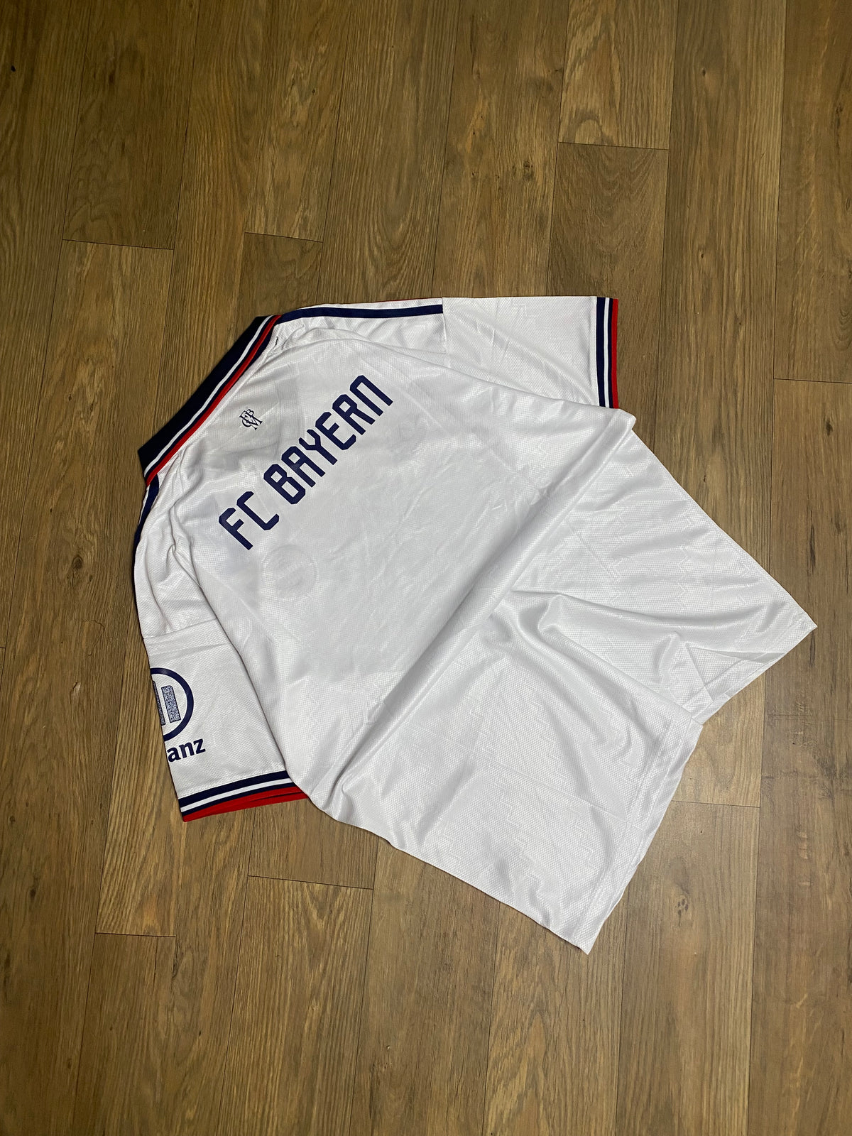 Bayern Master version 2026/27 third kit half sleeve collar- P2467