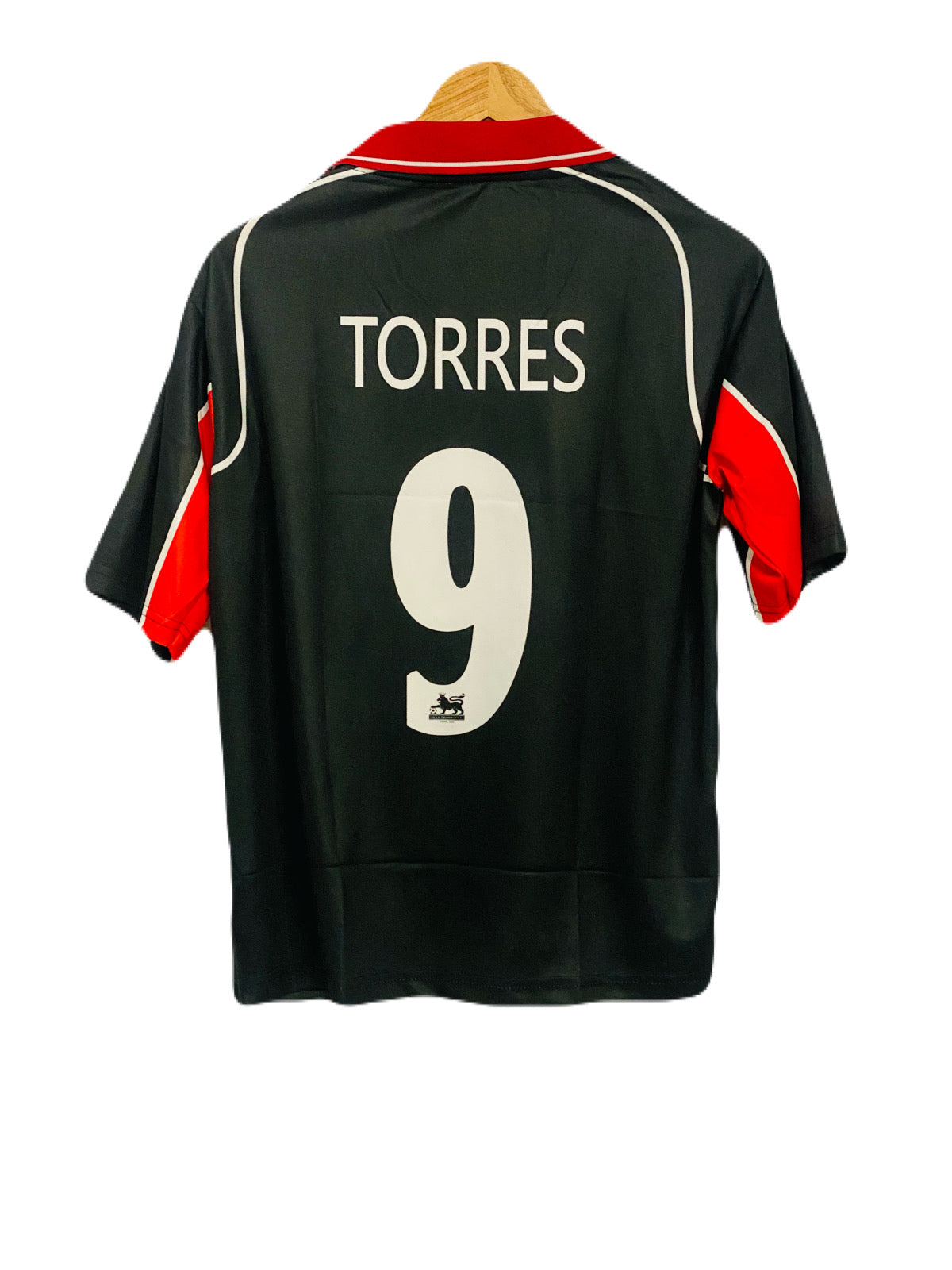 Liverpool 2002 Training kit Torres Five sleeve - P259 - Ms Retro Store