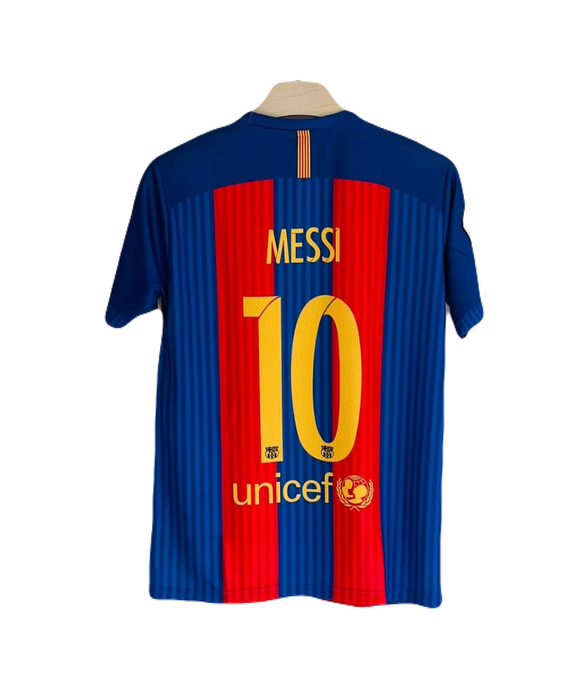 Best Retro jersey Barcelona 2016/17 home jersey Messi 10 - P68 - ms retro store