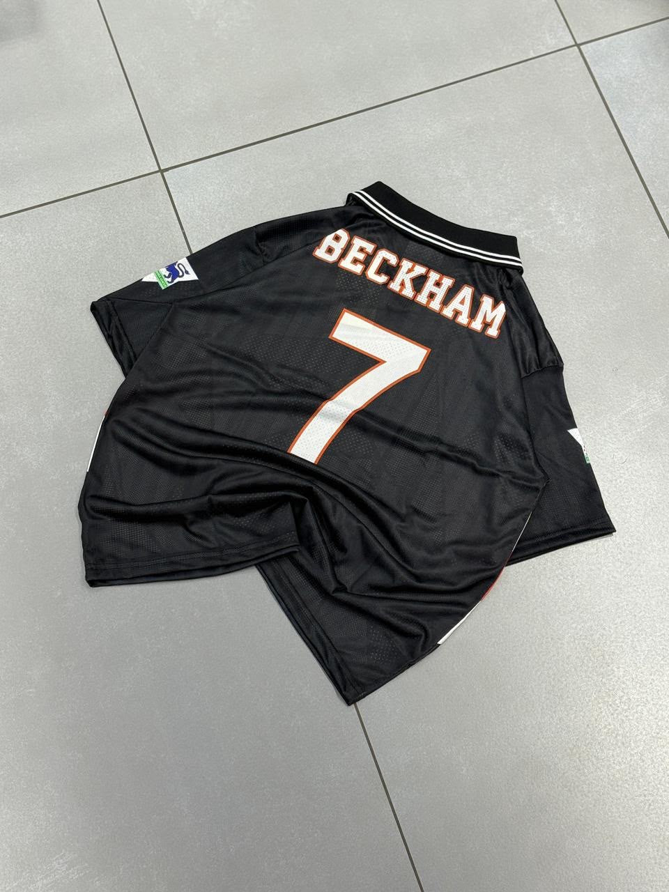 Beckham Manchester United premium quality Collar Five Sleeve Jersey - P2781