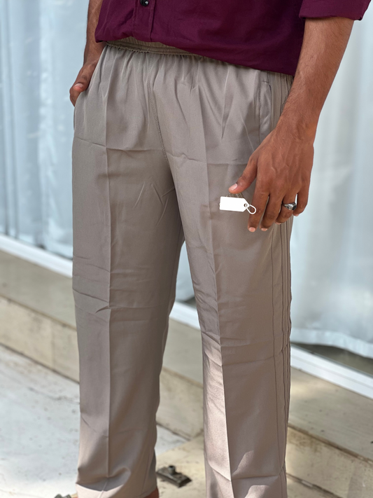 Track pant baggy fit embroidery cream colour P29 - ms retro store