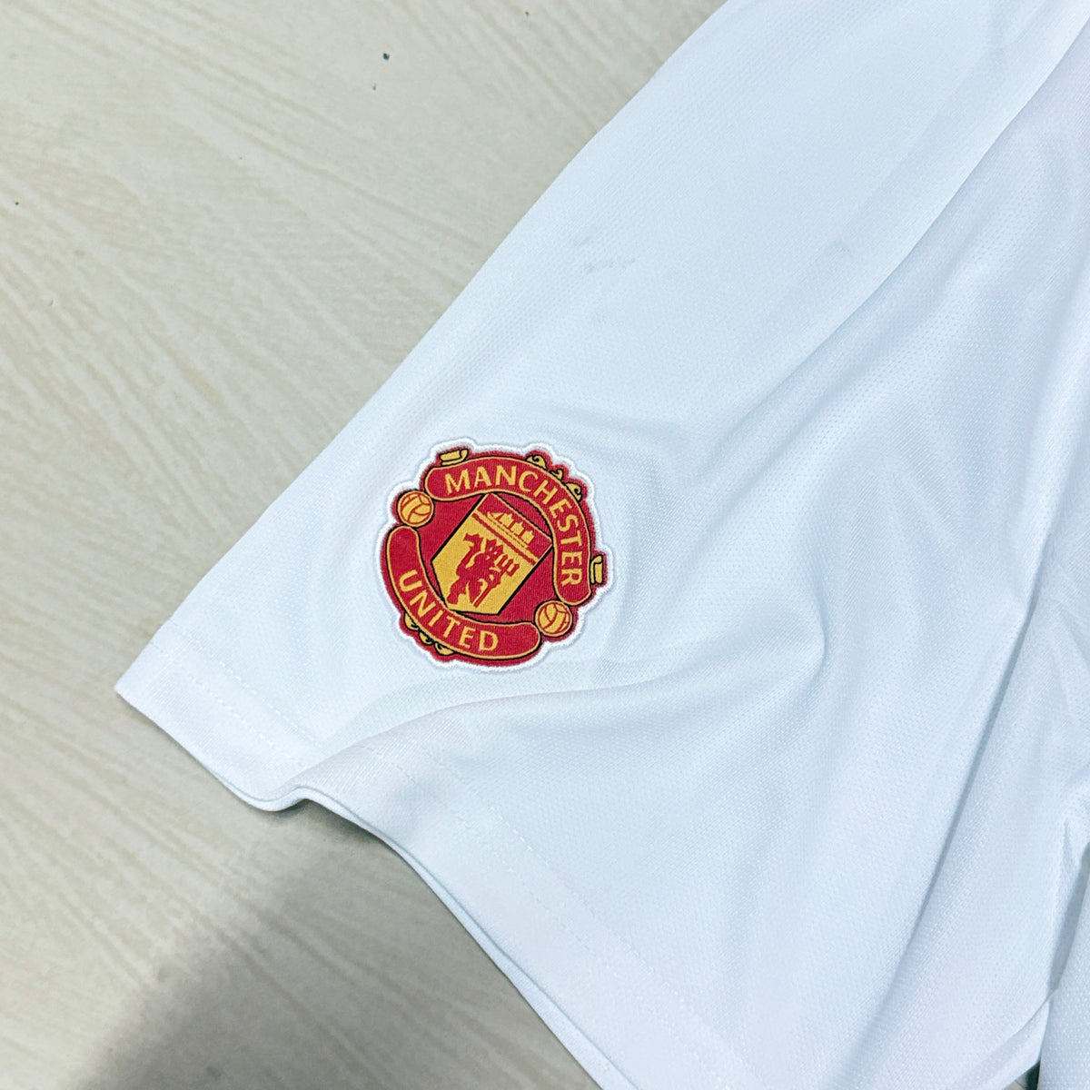 Manchester United away shorts embroidery P602