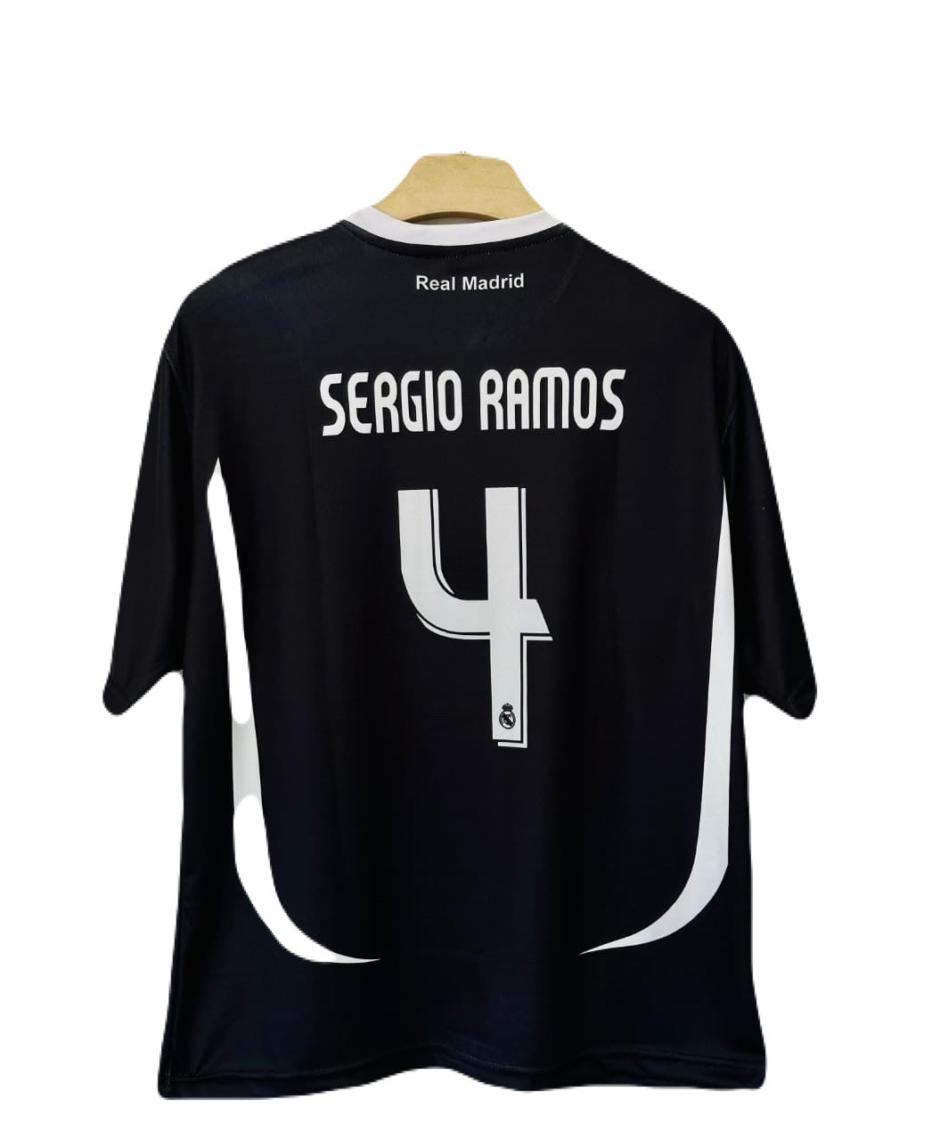 Real Madrid 2006-07 Away Ramos Five sleeve - P750 Ms Retro Store