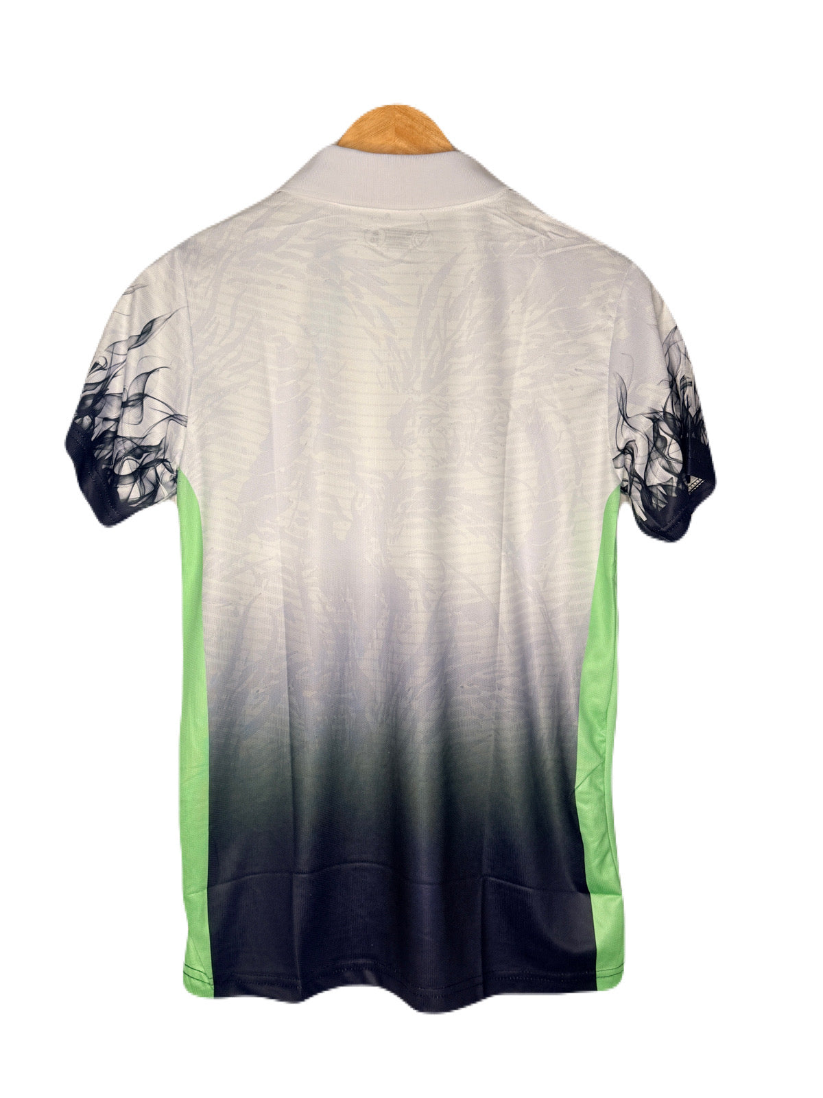 Real Madrid Special Dragon Edition Kit Half Sleeve - P1032 Ms Retro Store