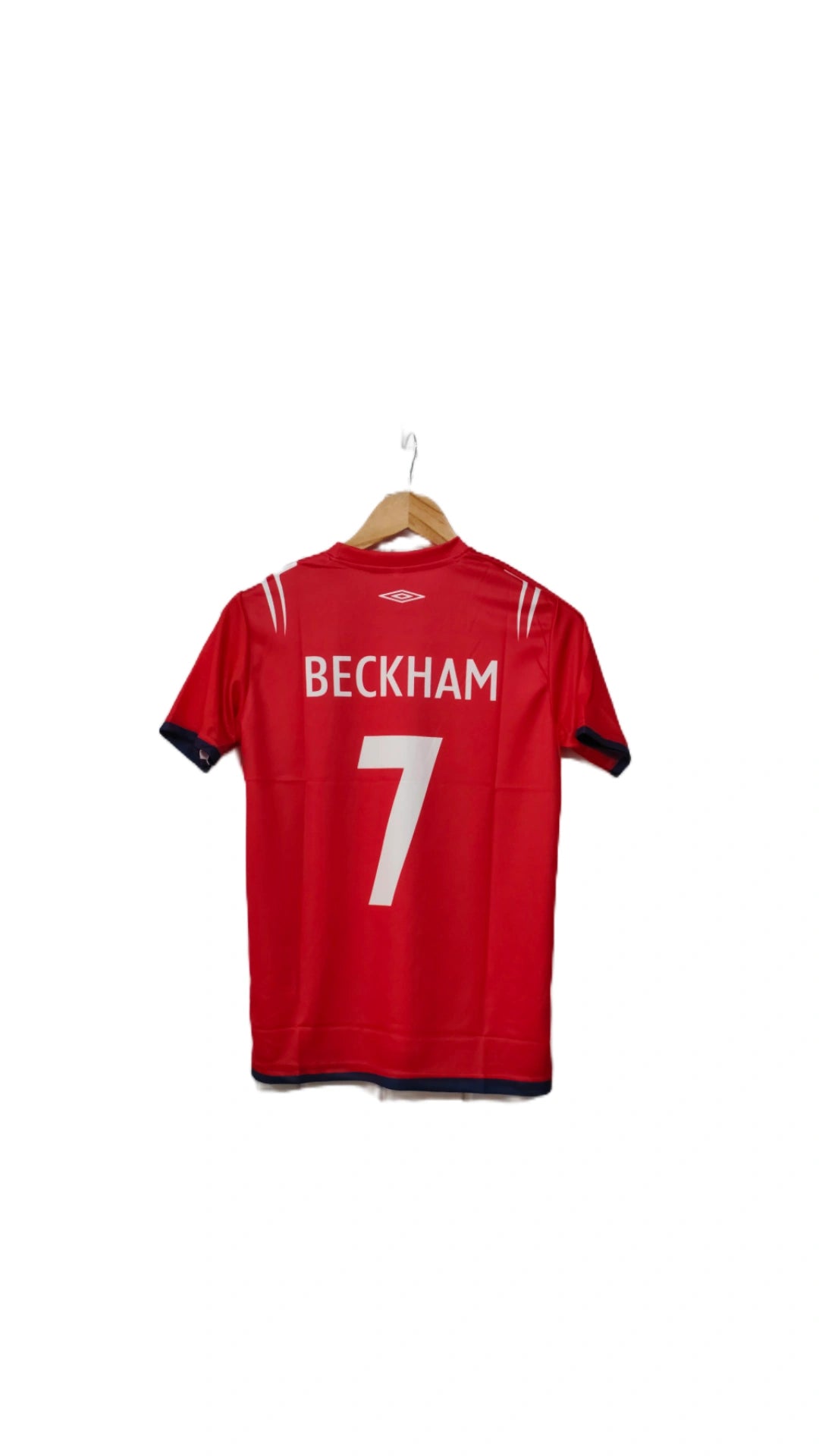 England 2004-05 Home kit Beckham Half sleeve - Ms Retro Store