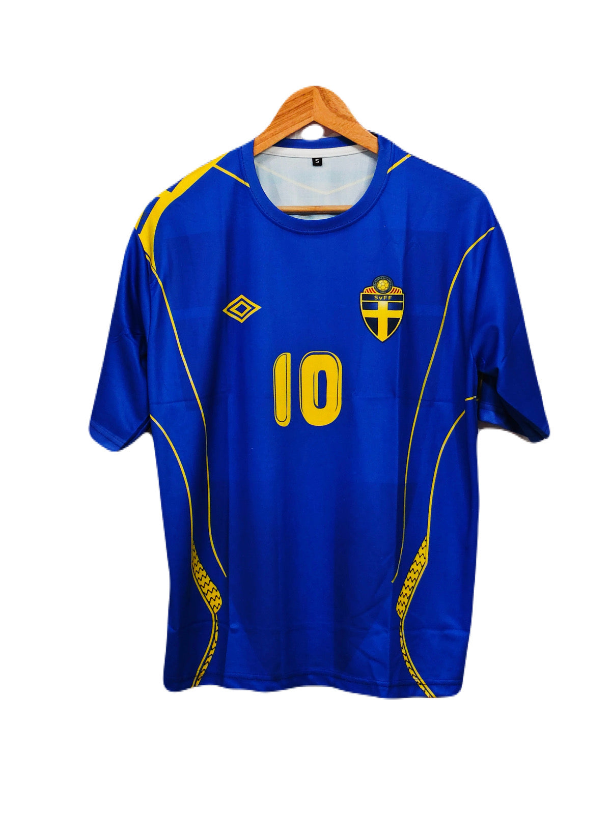 Sweden 2006-07 Away kit Ibrahimovic Five sleeve - P304 - Ms Retro Store