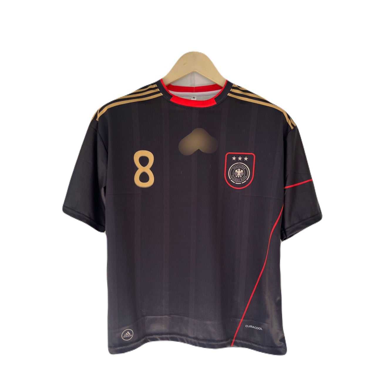 Germany 2010 Away Five sleeve ozil Loosefit - P46 - Ms Retro Store