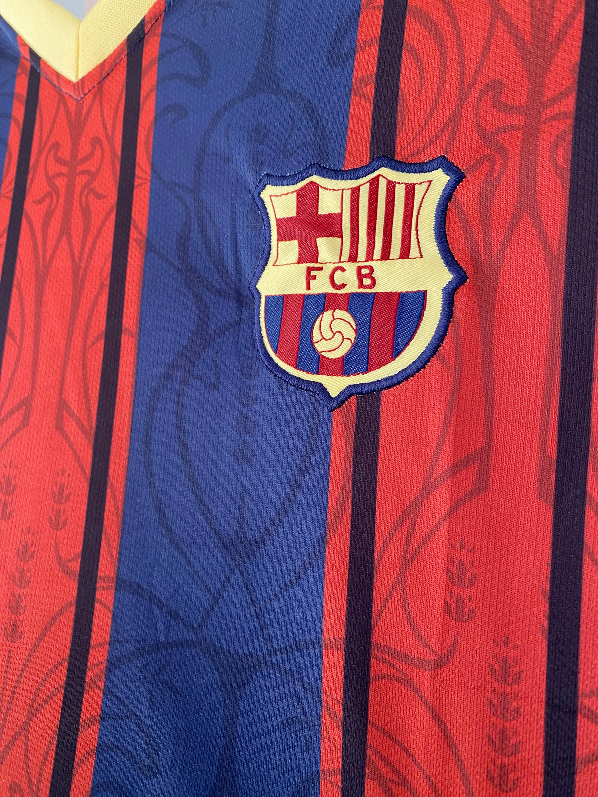 Messi Barcelona 125th Anniversary Kit Half Sleeve embroidery - P2680