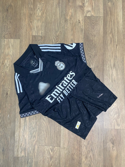 Real Madrid player version kit half sleeve  - P2504