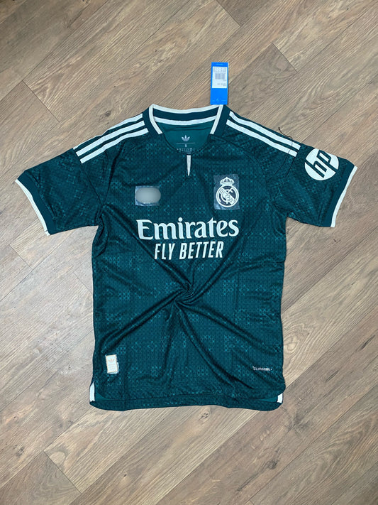 Real Madrid player version 2026/27 Away kit half sleeve  - P2612