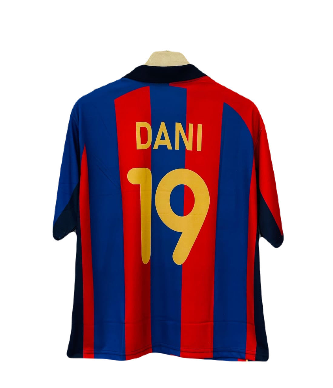 Barcelona 2001-02 Home kit dani Fivesleeve P153 -Ms Retro Store