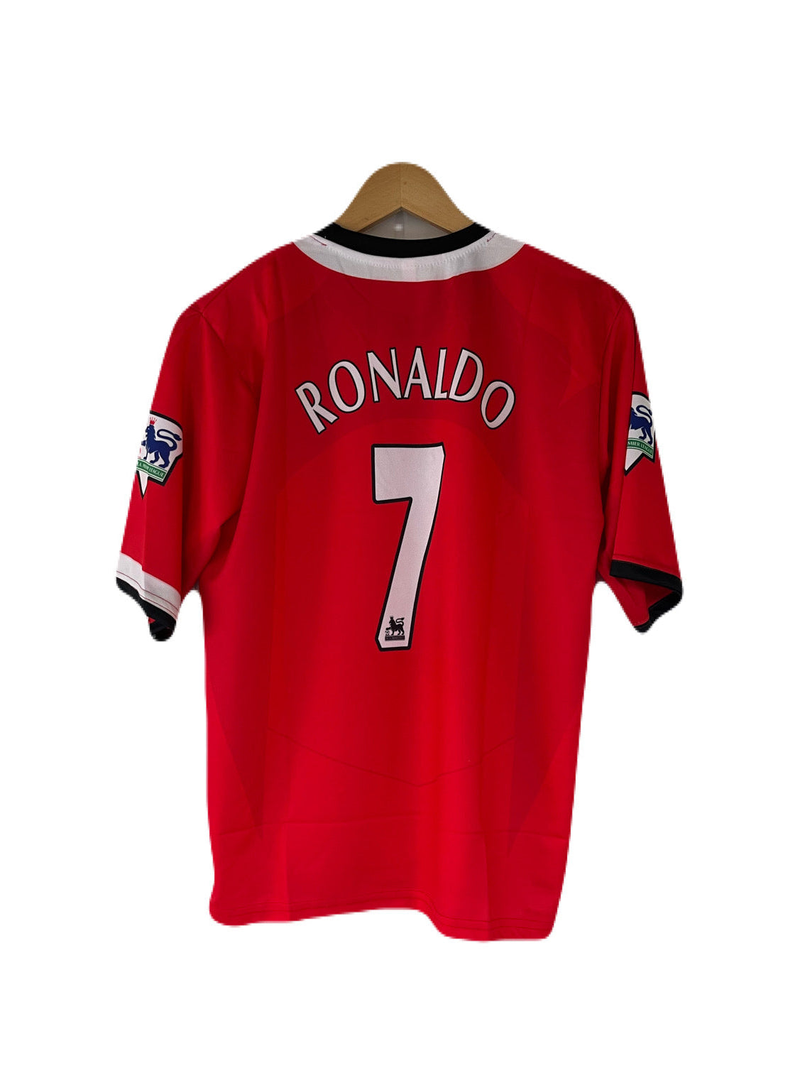 Manchester United 2006 Home kit Ronaldo Embroidery Five Sleeve  - Ms Retro Store