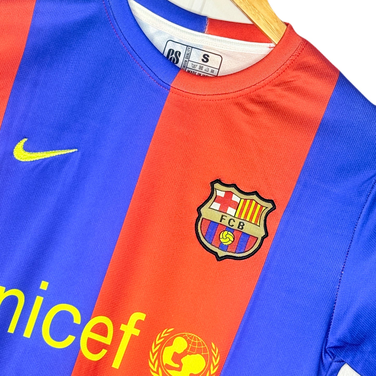 Barcelona 2006-07 Home Kit Ronaldinho Half Sleeve P1237 - Ms Retro Store