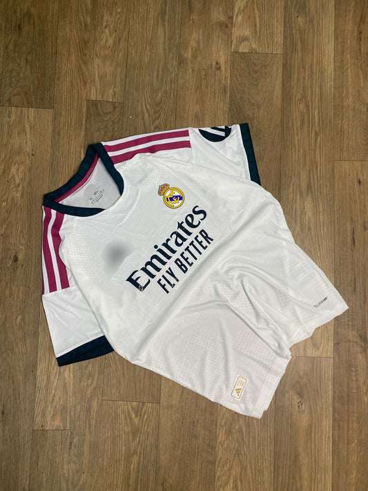 Real Madrid player version 2026/27 Home kit half sleeve  - P2501