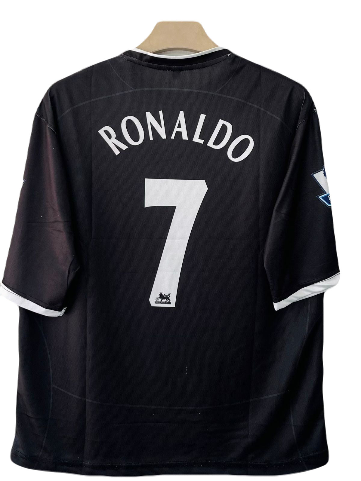 Manchester United 2003-04 Away kit Ronaldo Five sleeve - Ms Retro Store