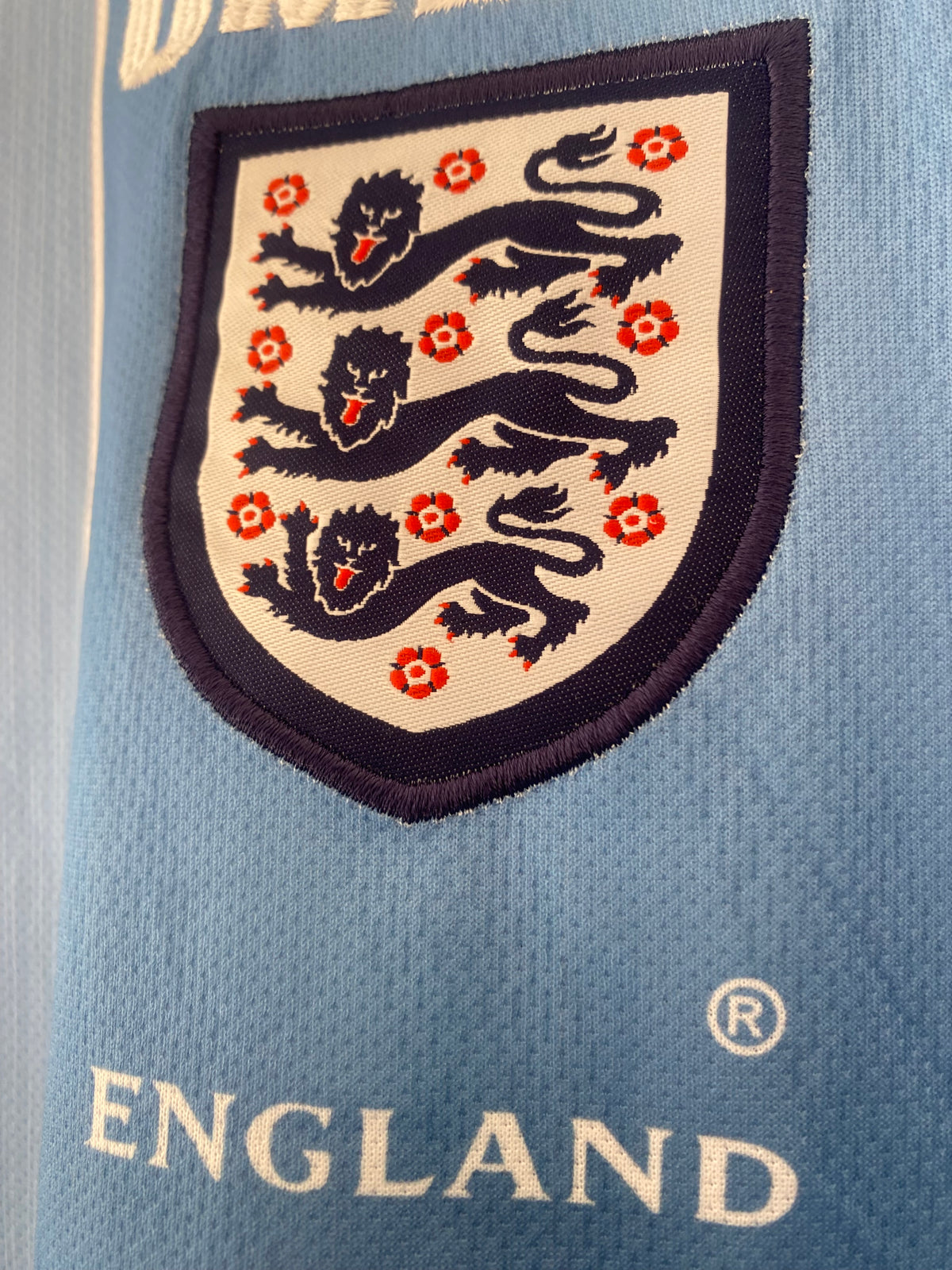 Beckham England 1996/97 Away kit Half Sleeve Embroidery - P2575
