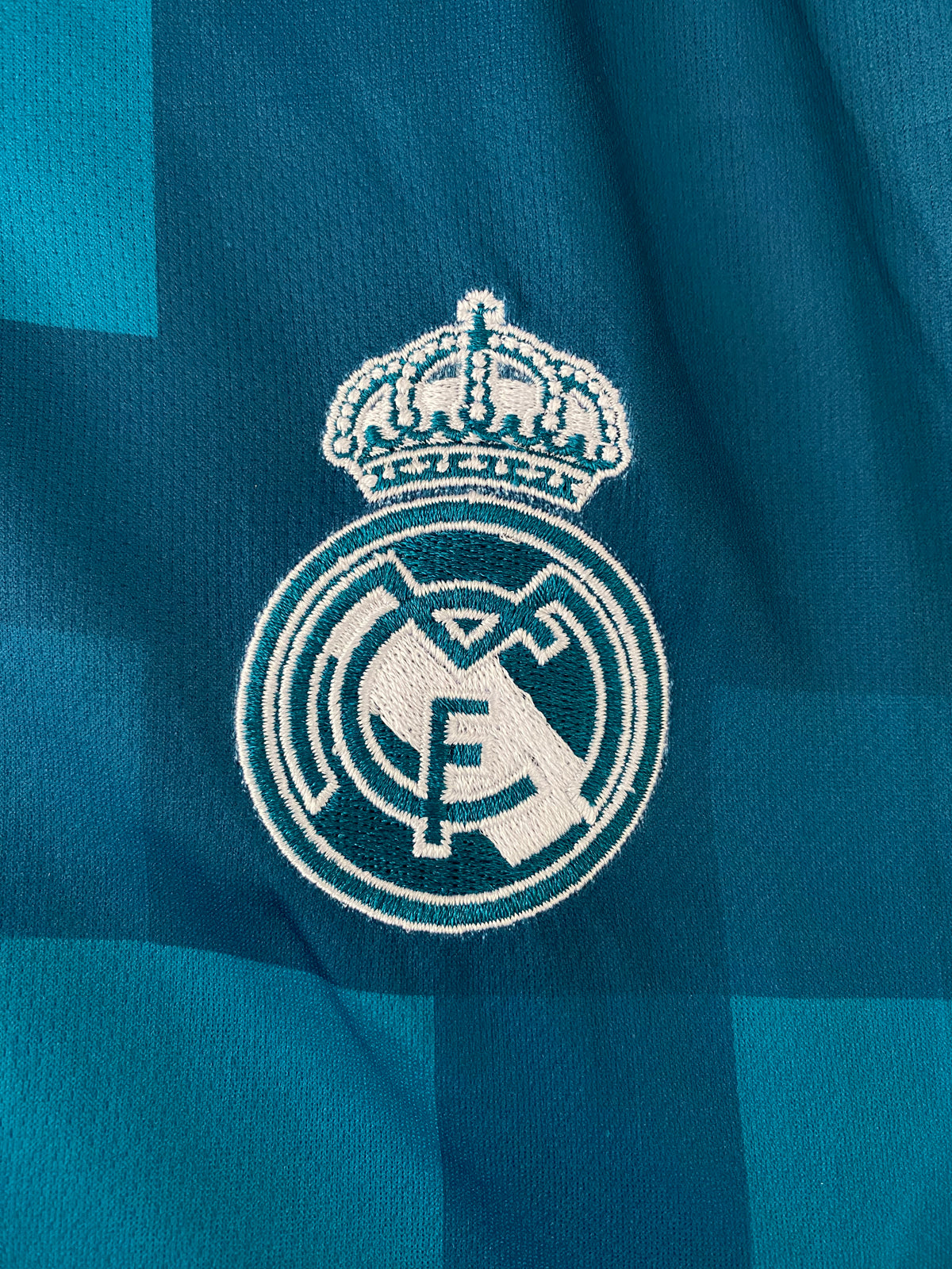 Real Madrid Away Imported fan version Half sleeve  Embroidery jersey - P2697
