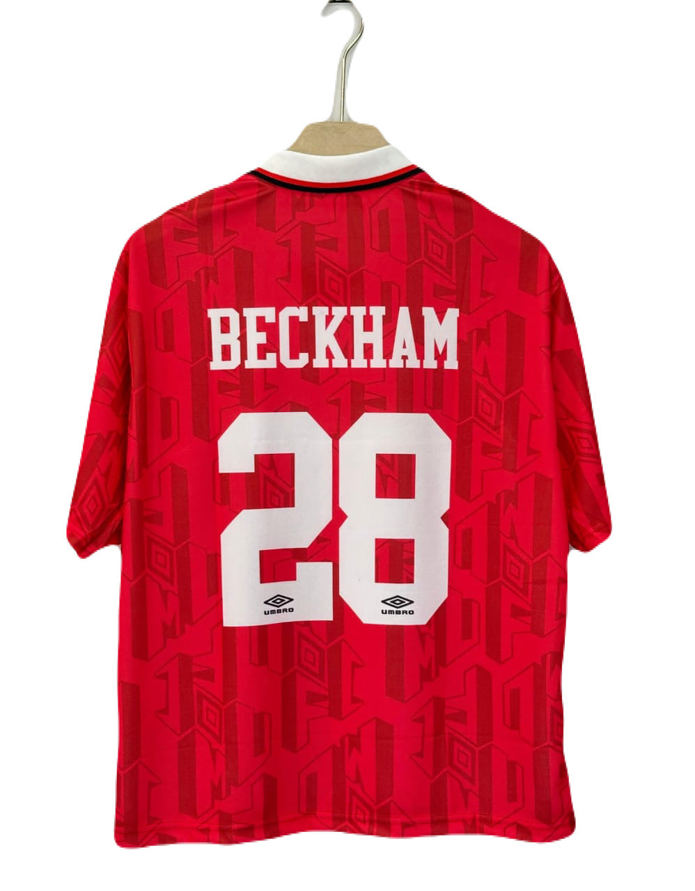 トップス UNBRO Beckham Manchester United uniform Vintage David Beckham #7 Manchester United 98/99 Umbro Red