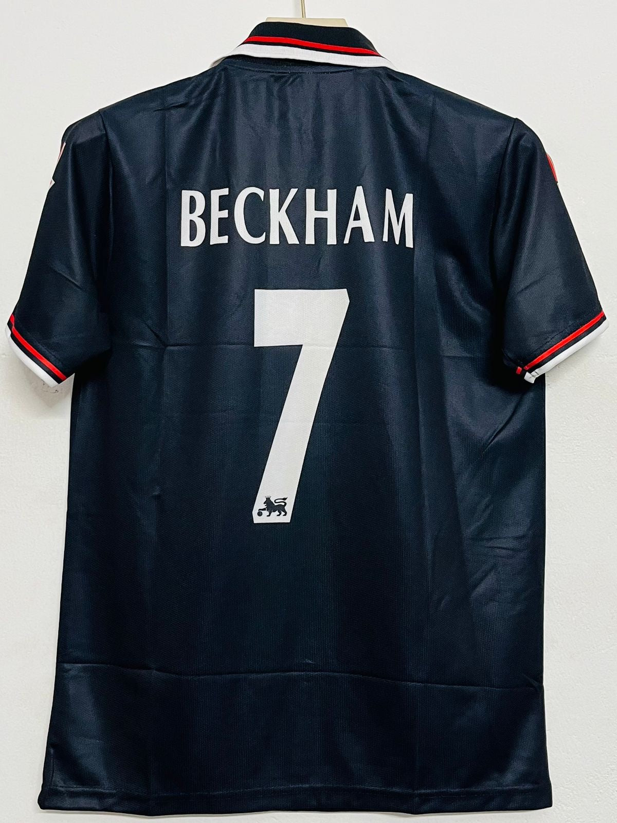 Manchester United 1998-99 Beckham Zip Half sleeve - Ms Retro
