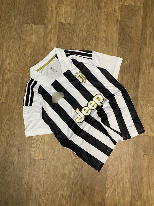 Juventus Fan version 2026/27 Home kit half sleeve Collar - P2395
