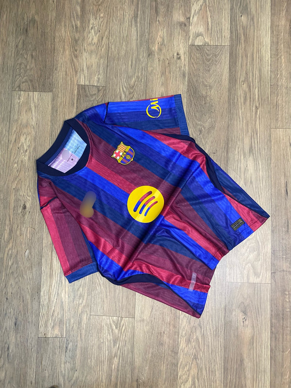 Barcelona player version 2026/27 Home kit half sleeve  - P2529