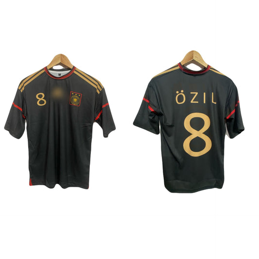 Germany 2010 Away Five sleeve ozil Loosefit - P46 - Ms Retro Store