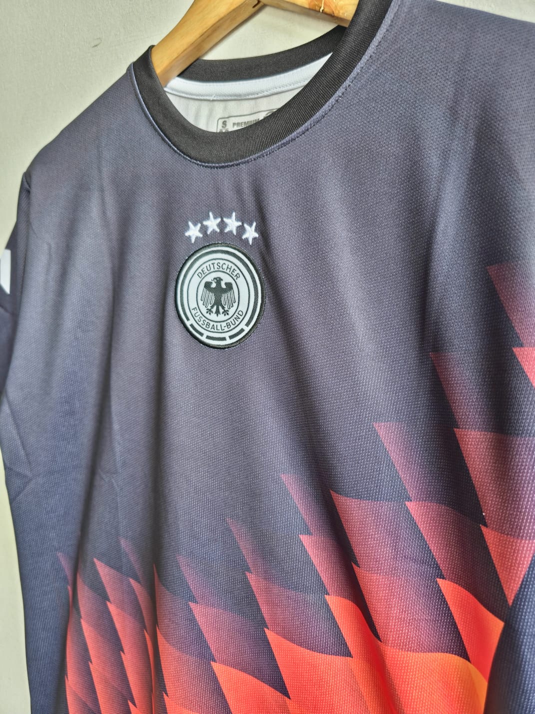 Germany 2024-25 Pre-Match kit Kroos Half sleeve - P488 -  Ms Retro store